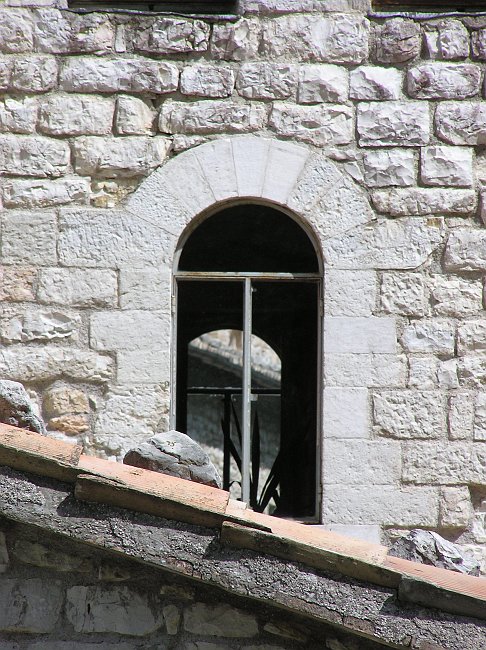 FAvellana_34.JPG - Fonte Avellana
